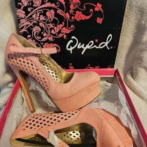 Qupid Pink Mary Jane Platform Heels